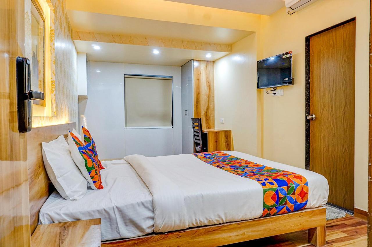 Fabhotel Tan Square - Nr Eon It Park Pune Eksteriør bilde
